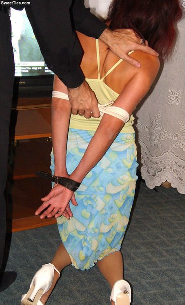 Связанная жена не сопротивляется для жёсткого секса 6 фотка