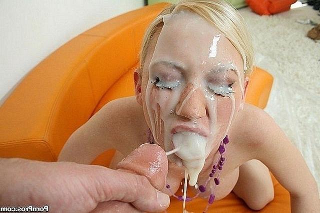 Жёсткое вхождение в анал и рот в групповухе неизбежно 19 фотка