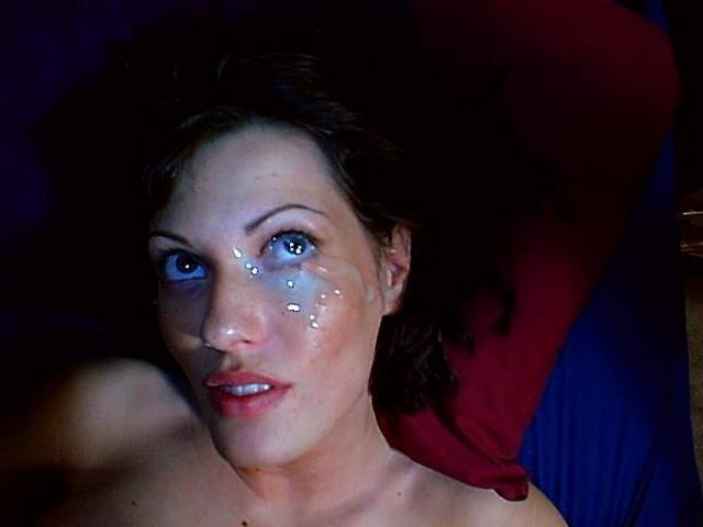 Девки получают полные ротики спермы и не только 18 фотка