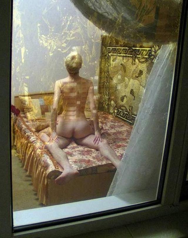 Любители экстрима кайфуют от секса на улице и в публичных местах 8 фотка