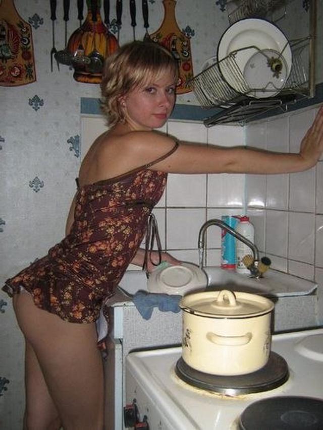 Скромные домохозяйки решились на откровенные фото 16 фотка