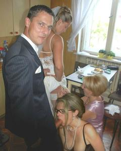 Безотказные партнерши позволили кончить во влагалище